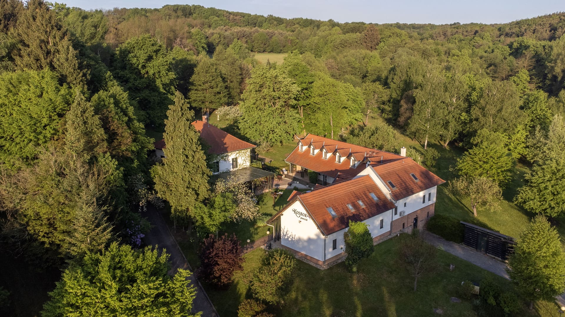 No de miért nincs klíma a Kosbor Panzióban?